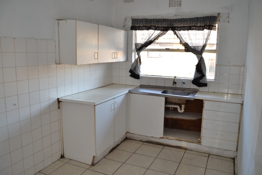 2 Bedroom Property for Sale in Oakdene Western Cape